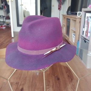 Authentic Goorin Bros Burgundy wool Hat